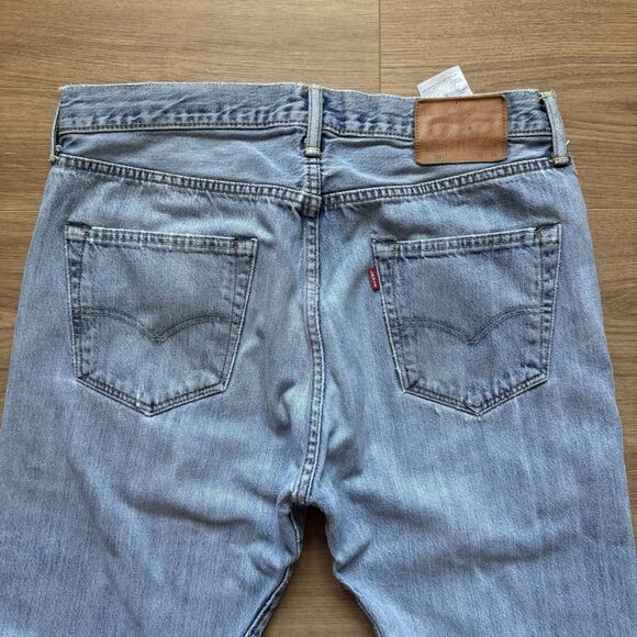 Levis 501 Distressed Mens Button Up Fly Jeans Size 33x34 (Actual 33x32) - Picture 7 of 12